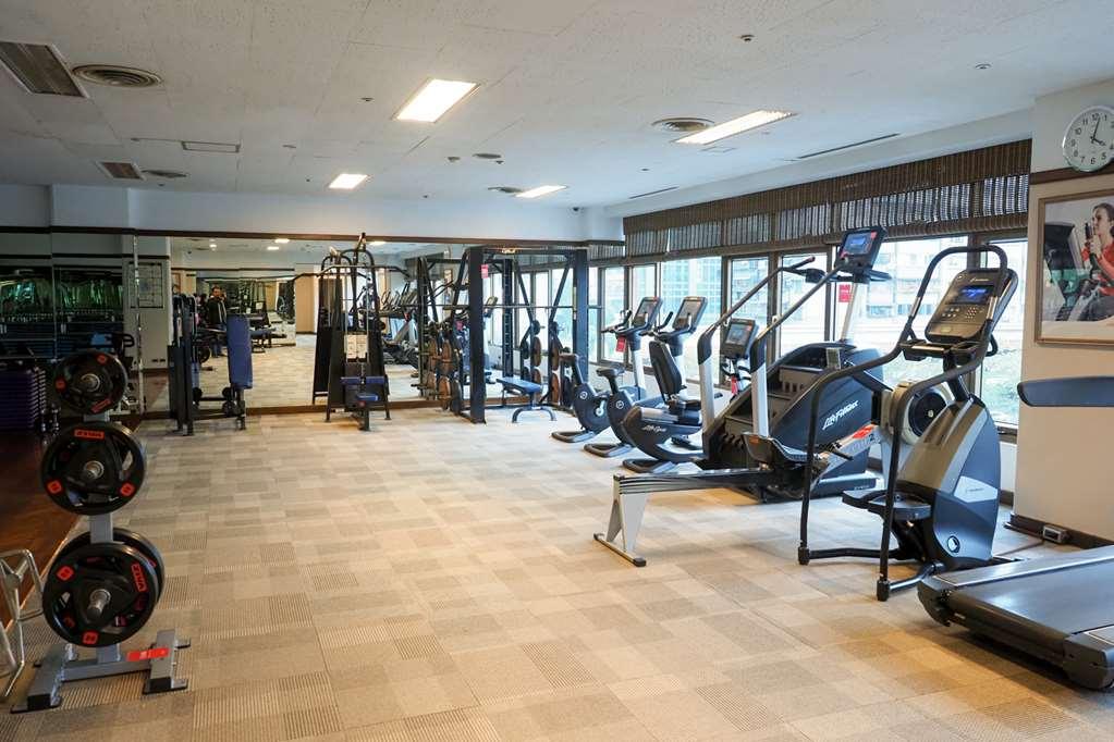 The Howard Plaza Hotel Taipei Facilidades foto The gym at the hotel