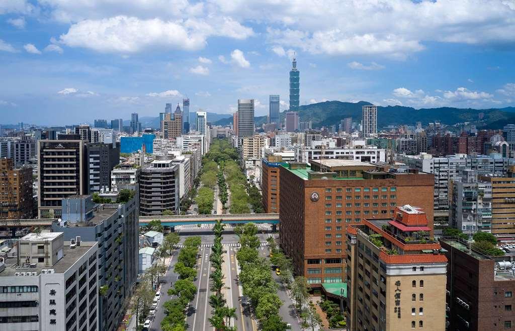 The Howard Plaza Hotel Taipei Exterior foto Skyline of Taipei