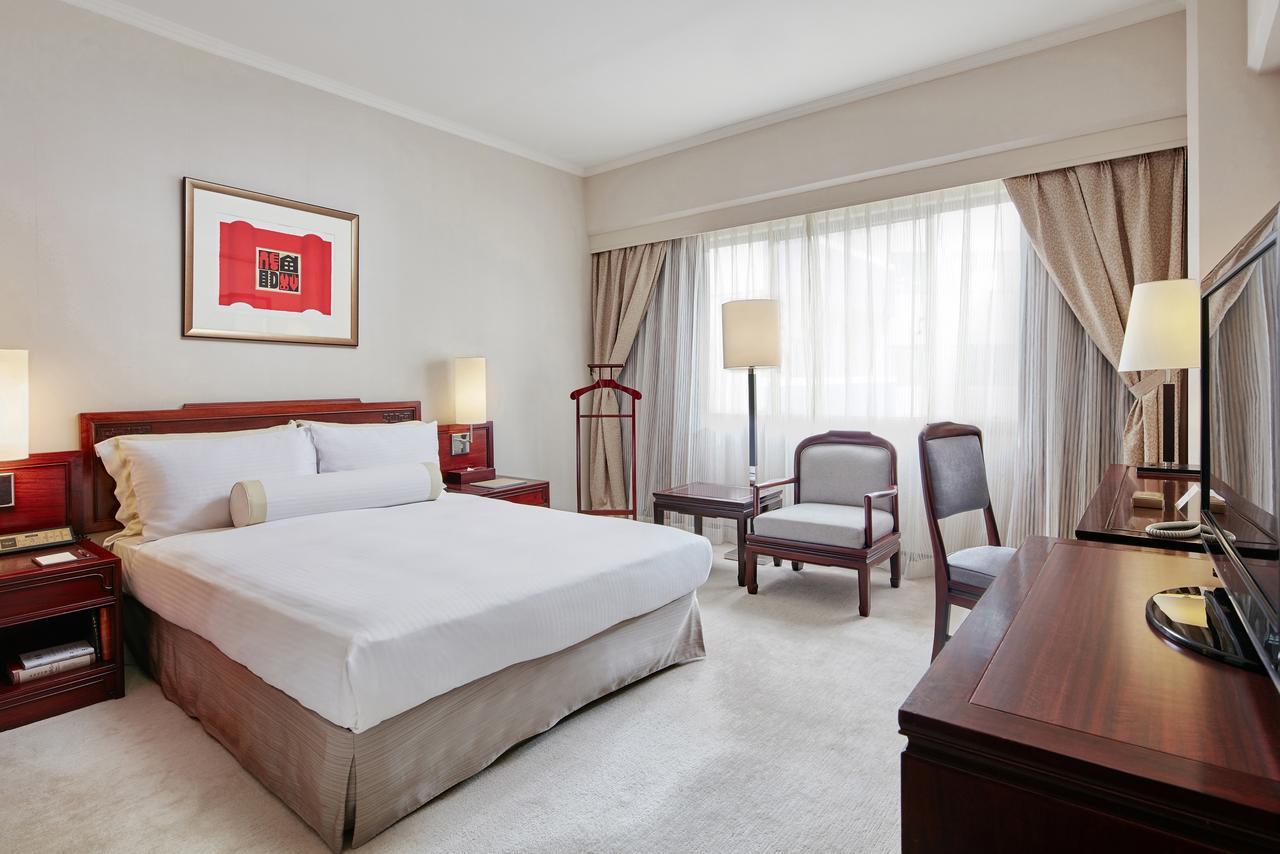 The Howard Plaza Hotel Taipei Exterior foto A room at the hotel